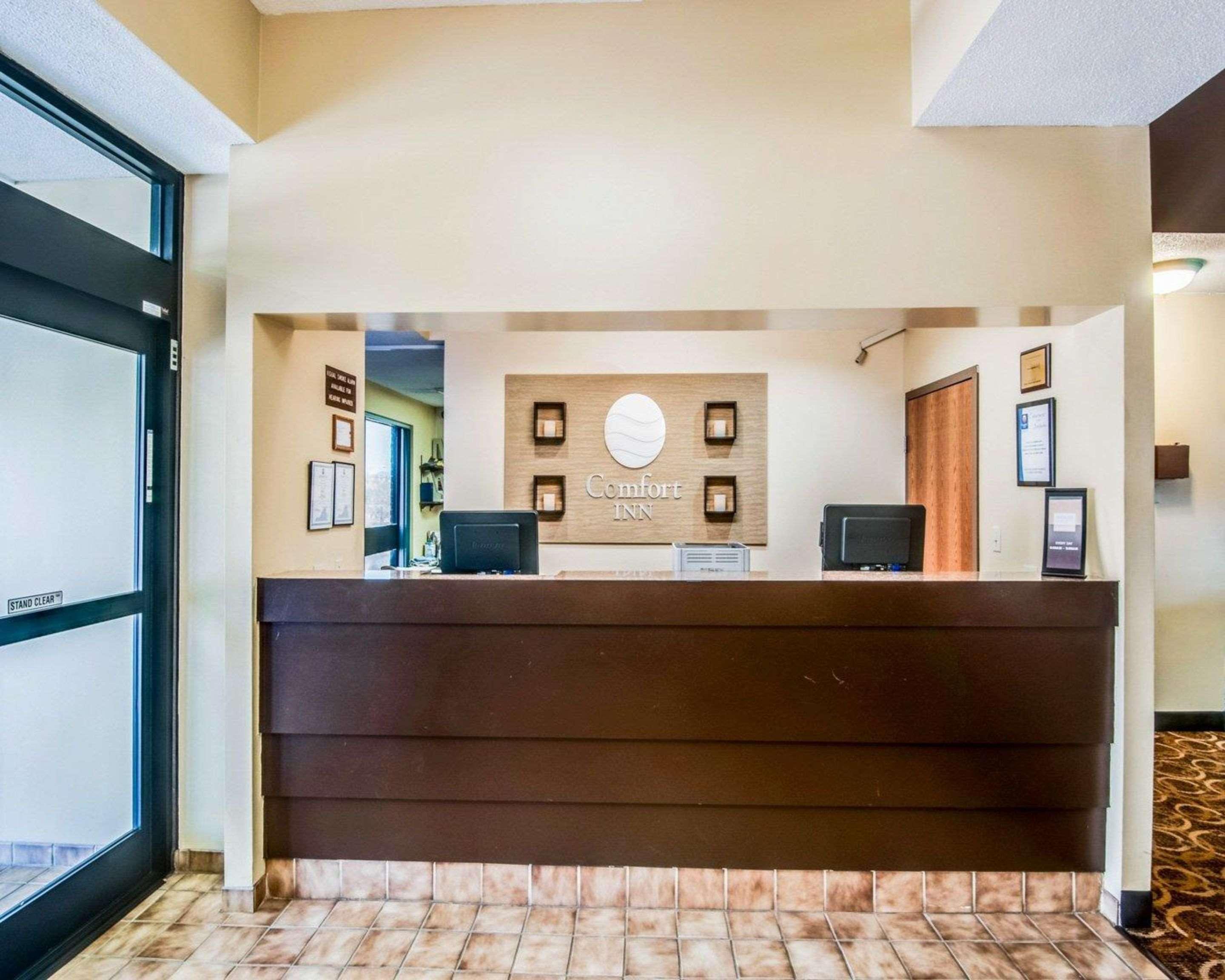 The At Hotel 3*