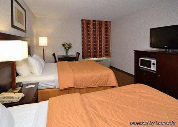 Hotel The At 3*